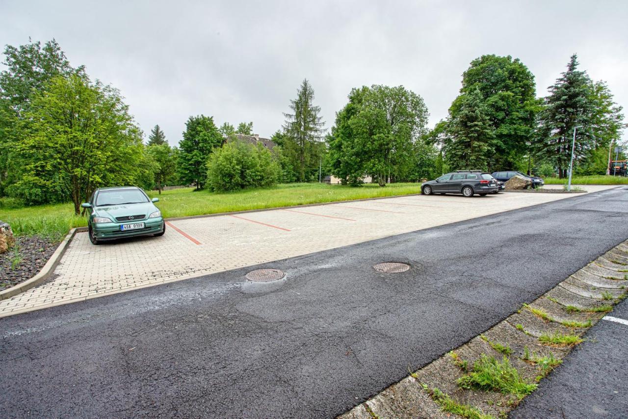 Family Trip Kovarska By Mountain Ways Apartment ภายนอก รูปภาพ