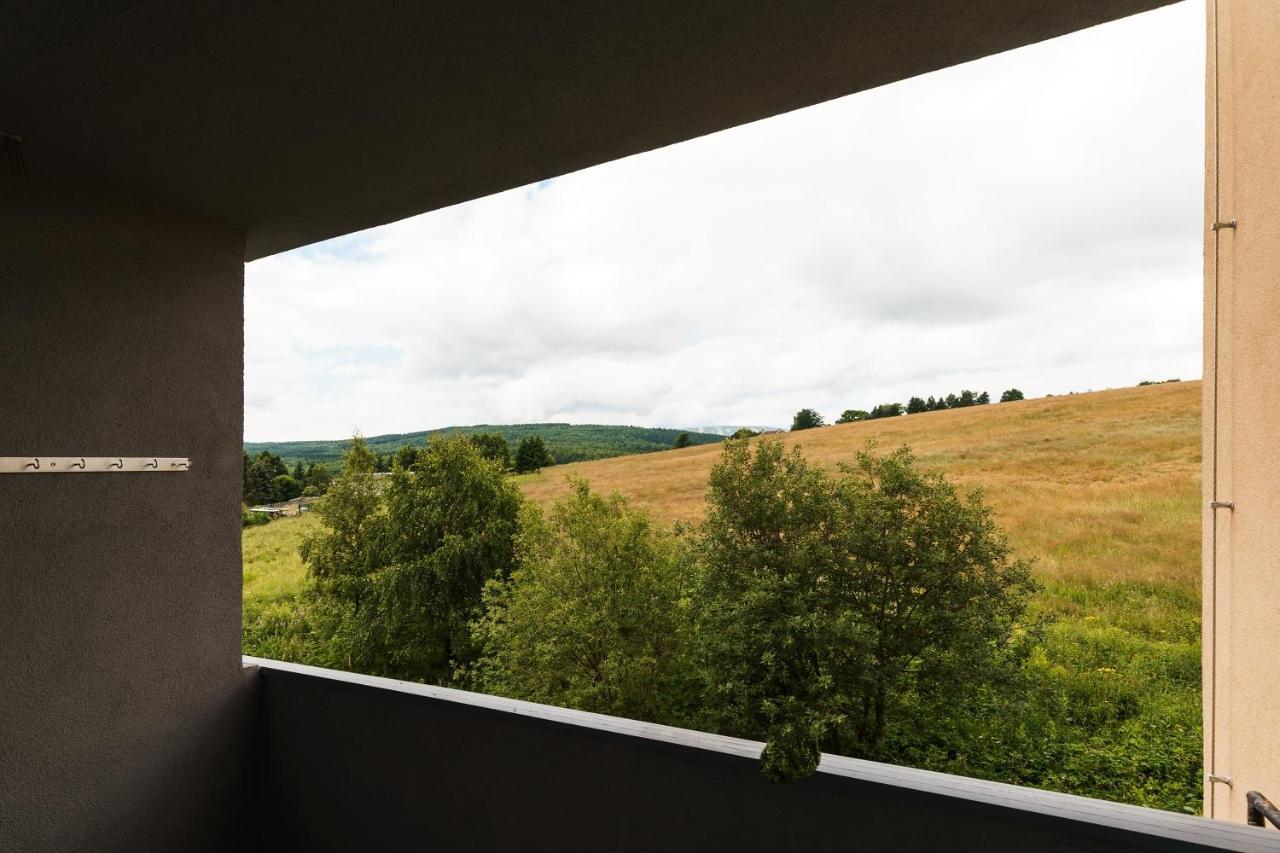 Family Trip Kovarska By Mountain Ways Apartment ภายนอก รูปภาพ