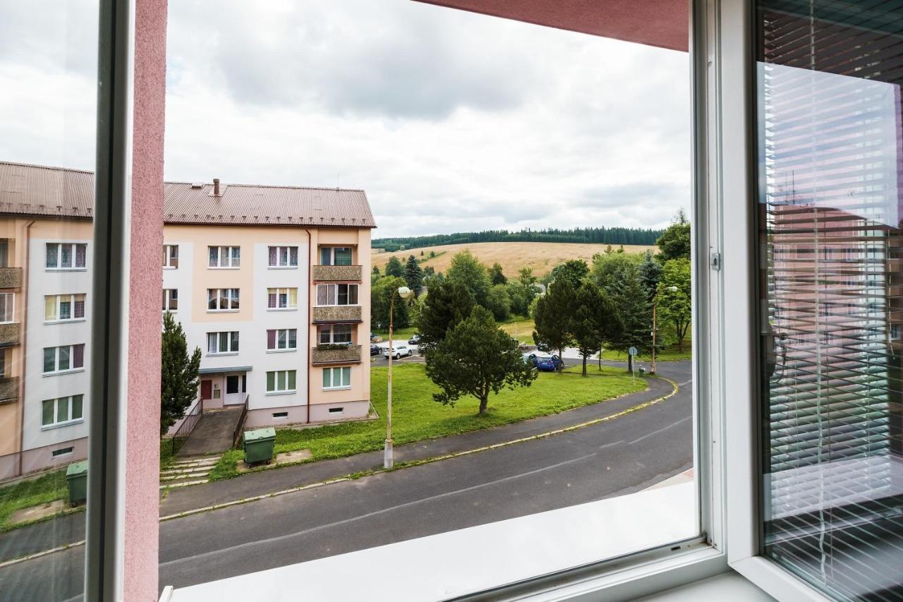 Family Trip Kovarska By Mountain Ways Apartment ภายนอก รูปภาพ